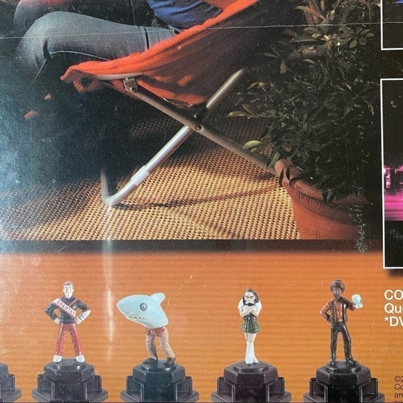 TRIVIAL Pursuit DVD Saturday Night Live Edition By Milton Bradley New Sealed Box - Picture 6 of 10